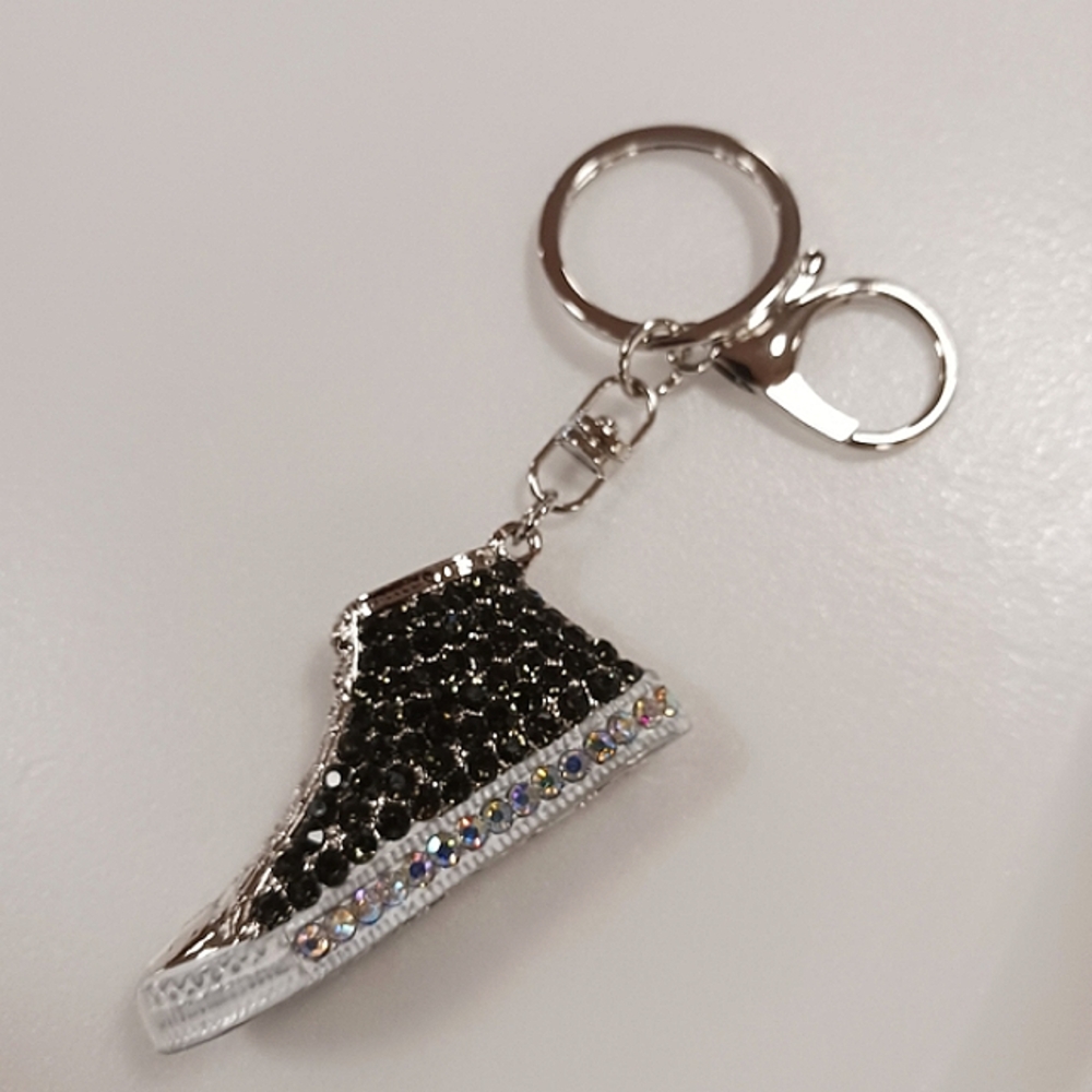 High Top Keychain - Picture 10 of 10